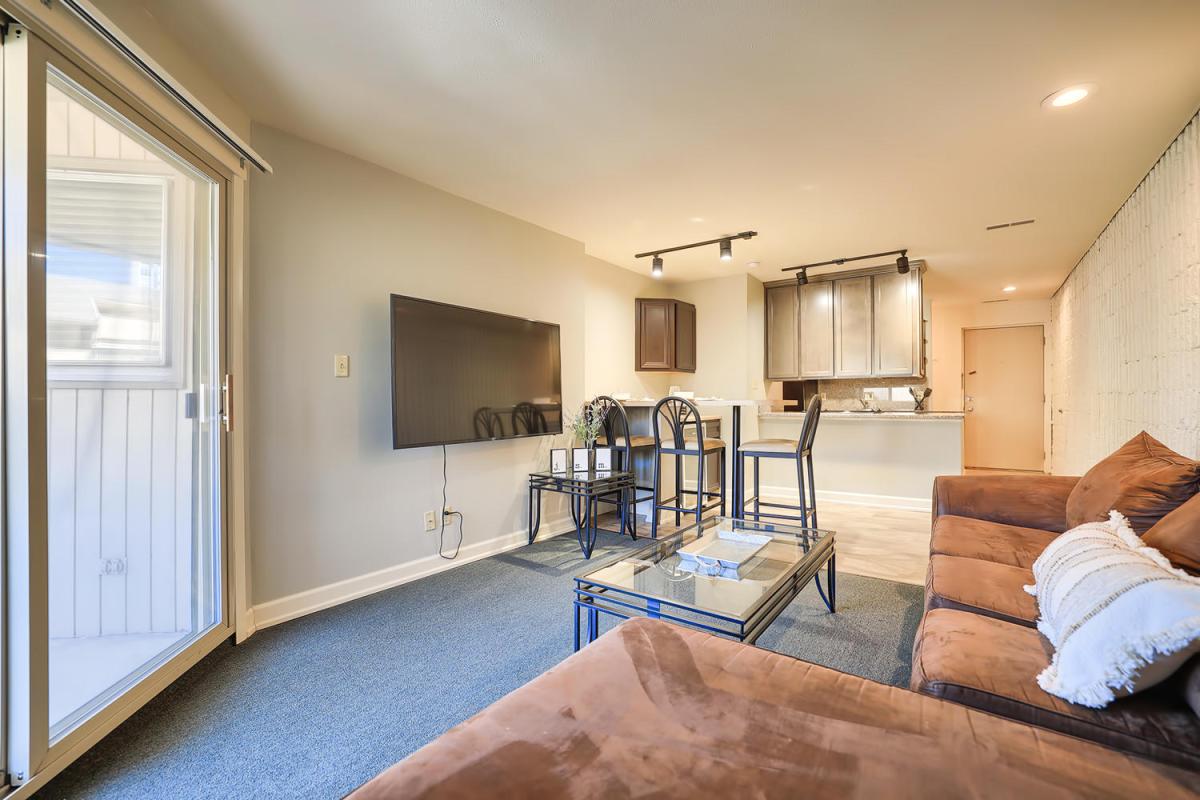 505 e healey jsm living